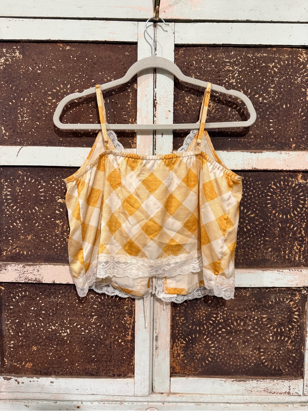 Double D Ranch tie front cami size M - Picture 2 of 5
